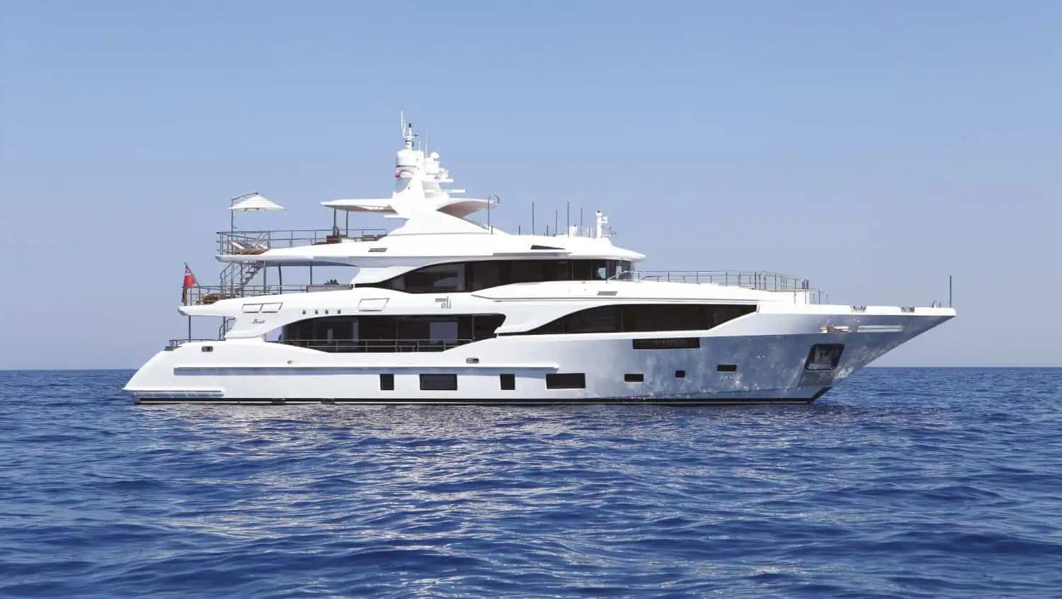 Benetti Mediterraneo 116 — photograph 2