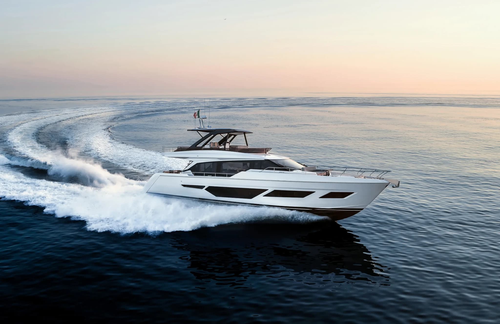 Ferretti 720